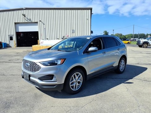 Used 2024 Ford Edge SEL image 5