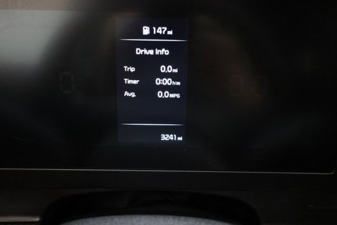 Used 2025 Kia Sportage LX image 82