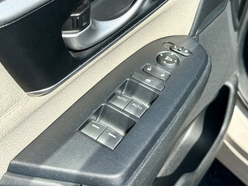 Used 2018 Honda CR-V EX image 17