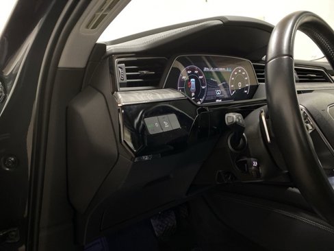Used 2021 Audi e-tron Premium w/ Black Optic Package image 35