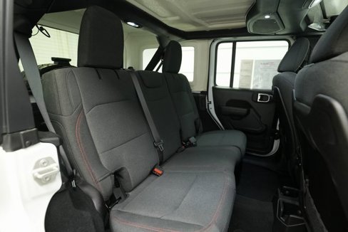 Used 2024 Jeep Wrangler Unlimited Rubicon image 35