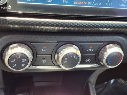 Used 2023 Nissan Kicks SV image 18