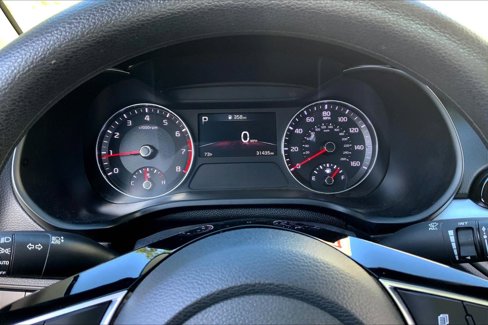 Used 2024 Kia Forte LXS image 17