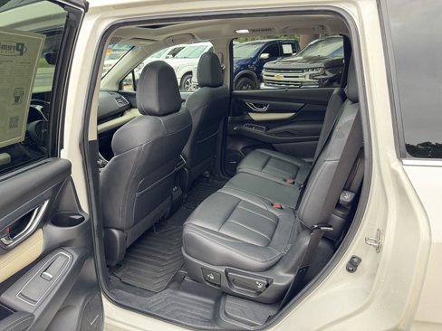 Used 2020 Subaru Ascent Limited w/ Technology Package image 7