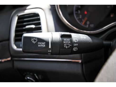 Used 2015 Jeep Grand Cherokee Summit image 13