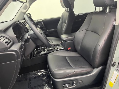 Used 2023 Toyota 4Runner TRD Off-Road Premium w/ Off Road Premium Plus Package image 10