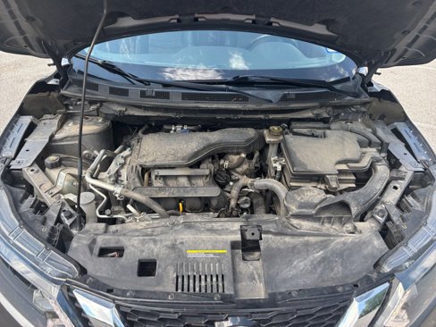 Used 2022 Nissan Rogue Sport SV w/ Technology Package image 30