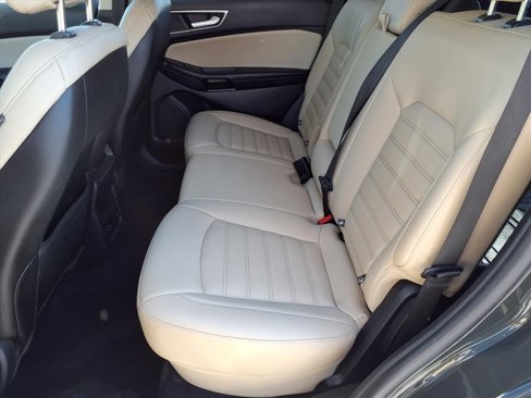 Used 2022 Ford Edge SEL w/ Convenience Package image 6