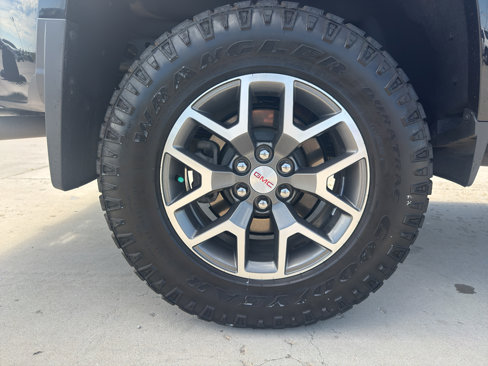 Used 2022 GMC Canyon AT4 image 28