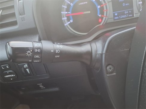 Used 2018 Toyota 4Runner Limited image 14