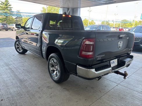 Used 2019 RAM 1500 4x4 Crew Cab image 4