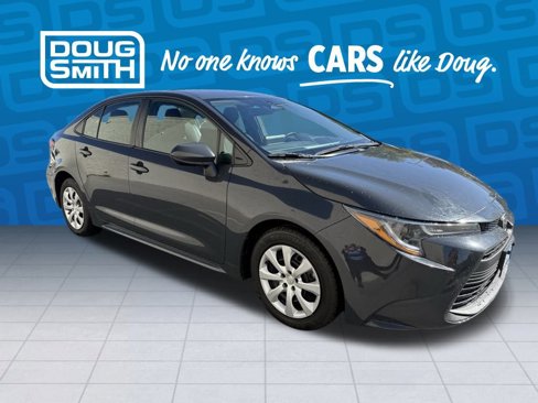 Used 2023 Toyota Corolla LE image 5