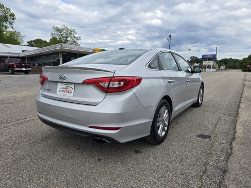 Used 2017 Hyundai Sonata SE image 7