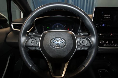 Used 2023 Toyota Corolla XSE image 12