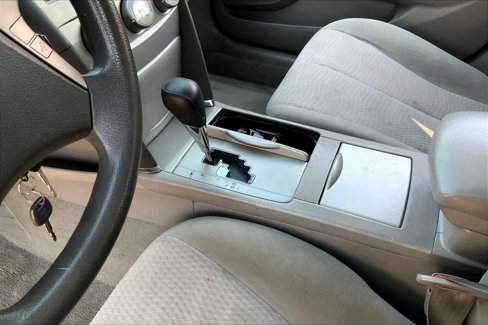 Used 2011 Toyota Camry LE image 16
