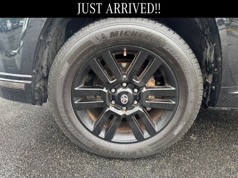 Used 2019 Toyota 4Runner Limited image 5