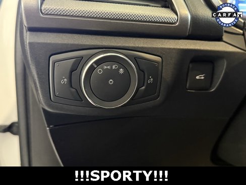 Used 2020 Ford Fusion SE image 25