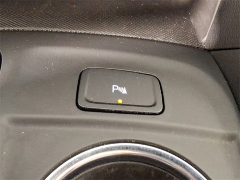 Used 2023 Chevrolet Equinox LT w/ Driver Convenience Package image 24