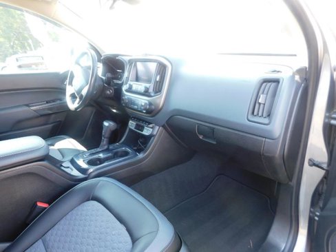 Used 2020 Chevrolet Colorado Z71 image 21