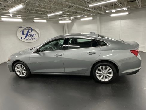 Used 2024 Chevrolet Malibu LT image 2