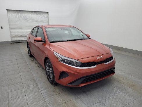 Used 2023 Kia Forte LXS image 13