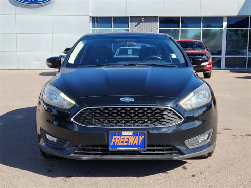 Used 2016 Ford Focus SE w/ Equipment Group 201A image 4
