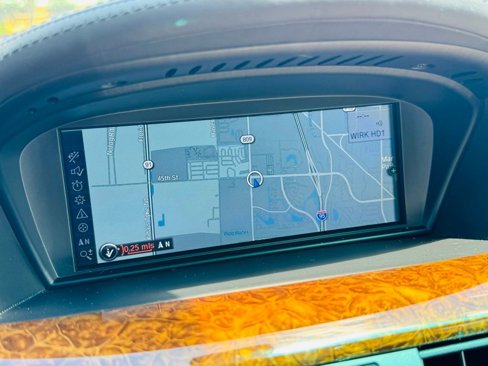 Used 2010 BMW 650i Convertible image 33