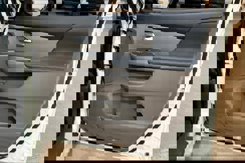 Used 2015 Honda Odyssey Touring Elite image 20
