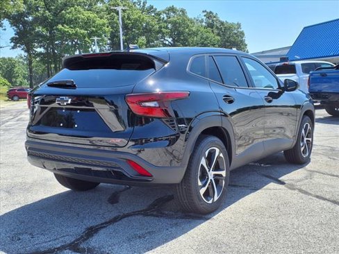 New 2025 Chevrolet Trax RS w/ Sunroof Package image 12