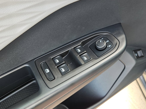 Certified 2024 Volkswagen Taos S image 11