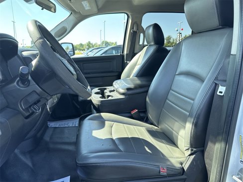 Used 2022 RAM 1500 Tradesman w/ Chrome Appearance Group image 17