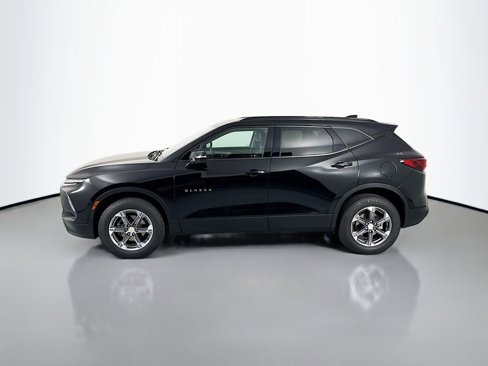 Used 2023 Chevrolet Blazer LT image 4