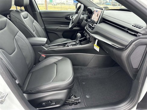 New 2025 Jeep Compass Limited w/ High Altitude Package image 17