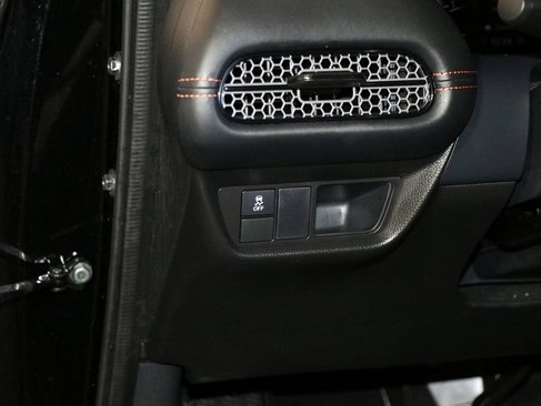Used 2025 Honda HR-V Sport image 24