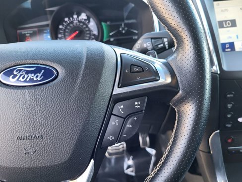 Used 2020 Ford Edge ST w/ Cold Weather Package image 16