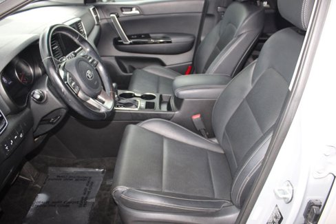 Used 2020 Kia Sportage EX image 5