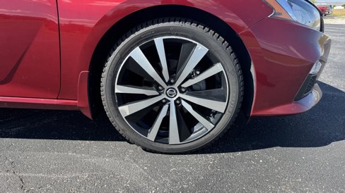 Used 2020 Nissan Altima 2.5 SR w/ Premium Package image 31