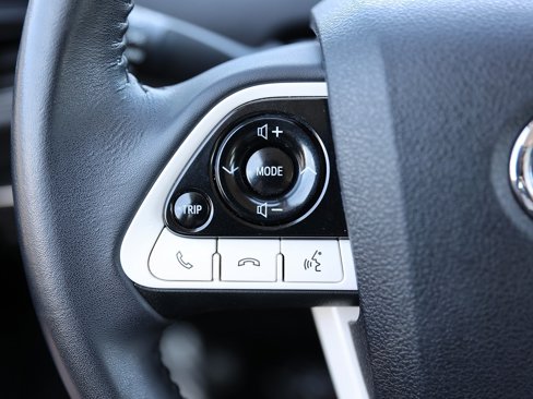 Used 2017 Toyota Prius Four image 35