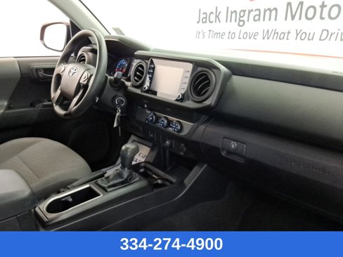Used 2021 Toyota Tacoma SR w/ SR Convenience Package image 21