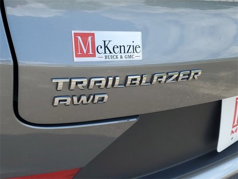 Used 2023 Chevrolet TrailBlazer LT w/ Convenience Package image 27