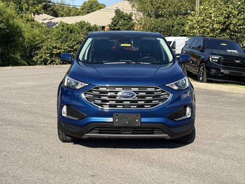 Certified 2022 Ford Edge SEL w/ Convenience Package image 2