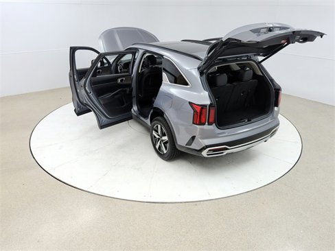 Used 2021 Kia Sorento EX w/ Panoramic Sunroof Package image 23