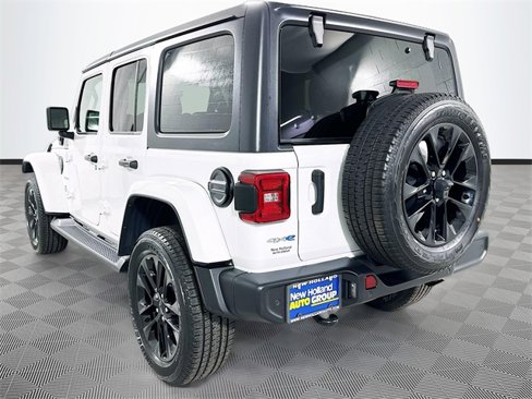 Certified 2021 Jeep Wrangler Unlimited Sahara w/ Cold Weather Group image 5