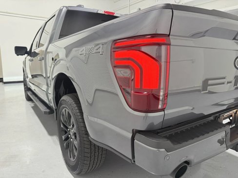 Used 2024 Ford F150 Lariat image 11