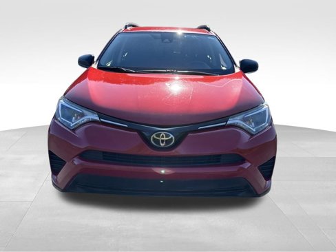 Used 2017 Toyota RAV4 LE image 8