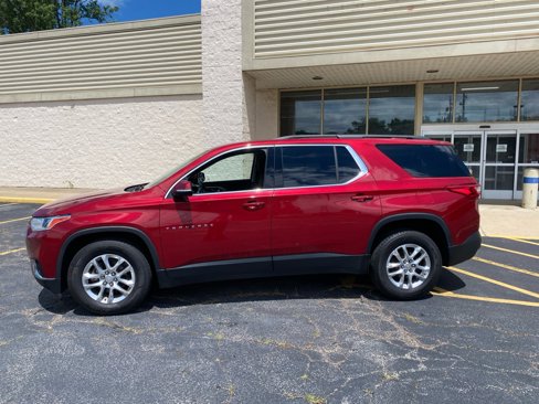 Used 2019 Chevrolet Traverse LT w/ LPO, Floor Liner Package image 2