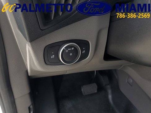 Used 2019 Ford Transit Connect XL image 18