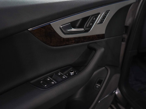 Used 2018 Audi Q7 2.0T Premium Plus w/ Premium Plus Package image 17