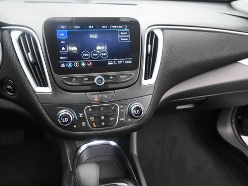 Used 2023 Chevrolet Malibu LT image 18
