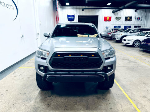 Used 2016 Toyota Tacoma TRD Off-Road image 18